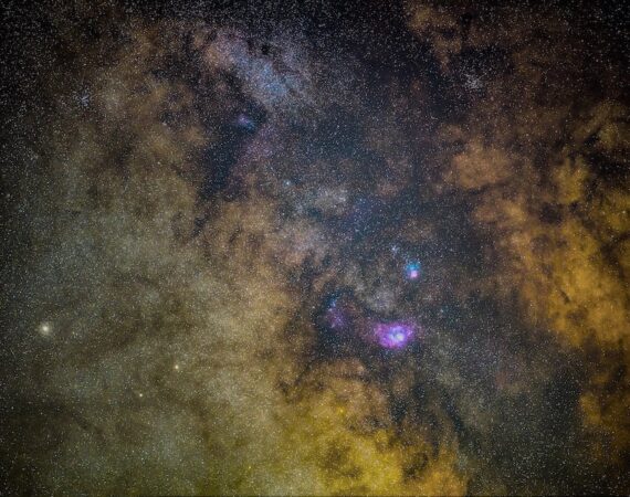 photo 1504480848728 5b43fa9ad455