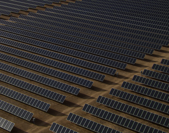 太陽能電網的關鍵優勢與應用 4 photo 1508790762848 8a3096277c8f