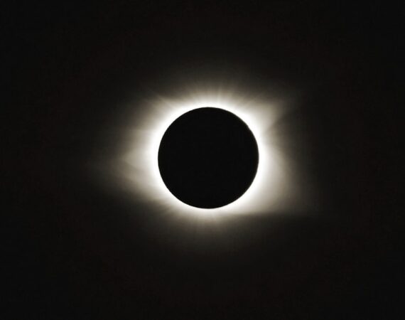 photo 1511436435205 7c614e1cd09c