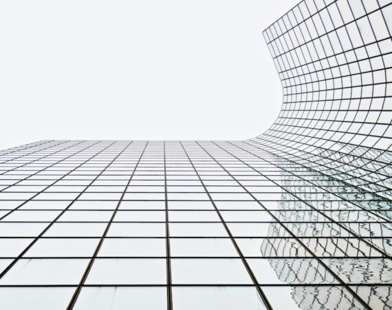 太陽能行業面臨的法律風險與合規建議 6 photo 1554458845 afaa6c144ad4