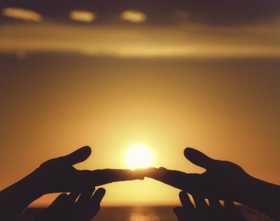 綠色建築革命:太陽能的應用與優勢解析 5 photo 1587571065775 0d2ae0c863e0