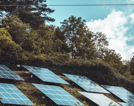 太陽能環保技術的創新與發展趨勢 3 photo 1592833159057 6faf163494a9