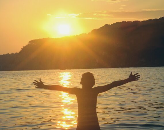 從太陽能利用觀點探索綠色能源的可行性 5 photo 1619454111114 afb4e7b35b04