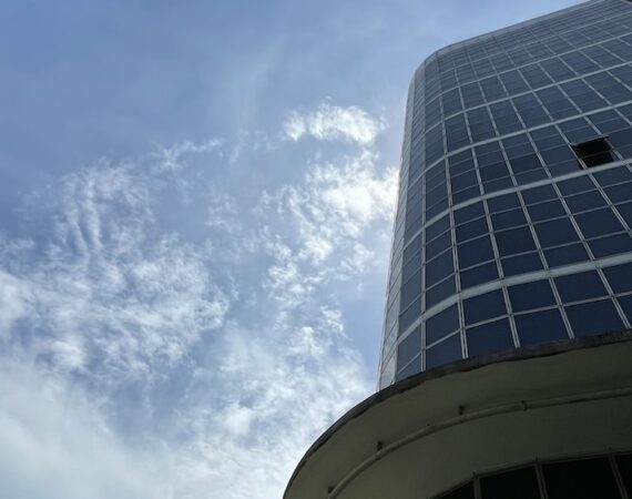 photo 1629199166310 d1c9886810f2