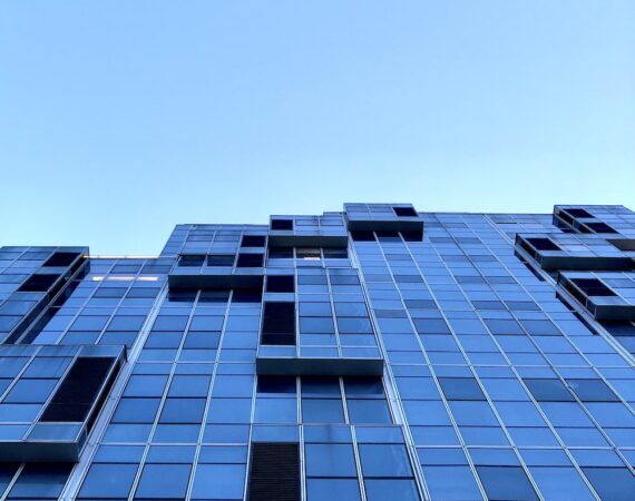 太陽能蓄電池:提升能源利用效率的創新科技 1 photo 1631931257063 91d795e1ca84