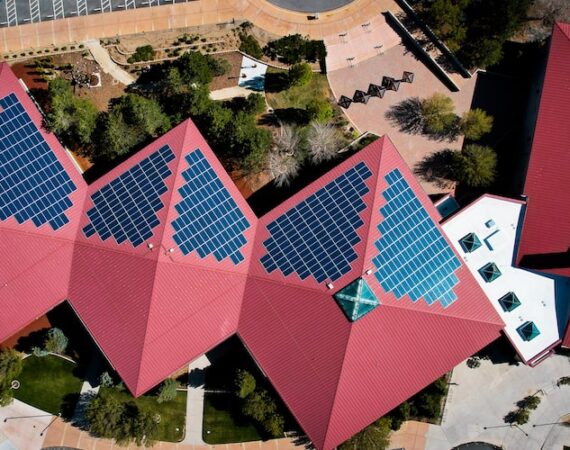 photo 1651379560002 7fe2278df5a7