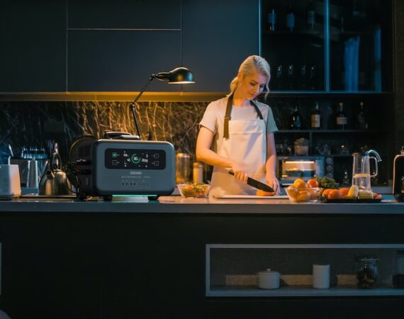 photo 1678776287444 8ae02ffe22b2