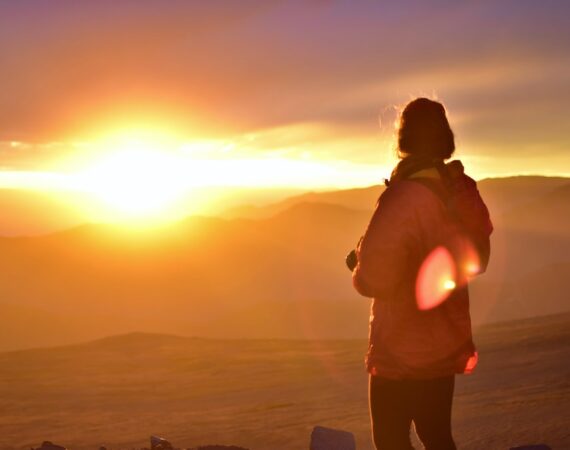 永續發展的太陽能解決方案 5 photo 1555943591 dc21f75b9f44