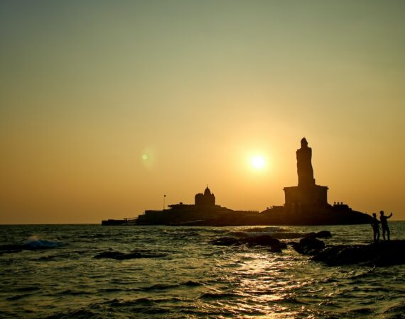 photo 1609067641058 77305f0158f7