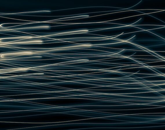 photo 1662552912686 ba08729760b7