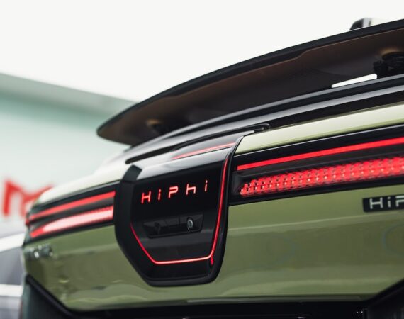 photo 1684329602077 baf5a1933e7b