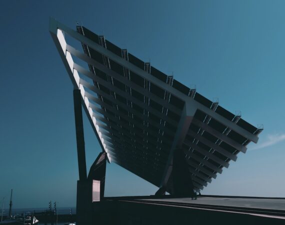 太陽能綠能發展的創新技術與解決方案 2 photo 1491677533189 49af044391ed