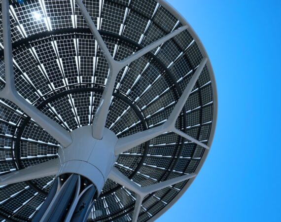 太陽能儲能系統架設指南:簡單步驟實現能源自給自足 3 photo 1633326699992 8ede61ea9e19