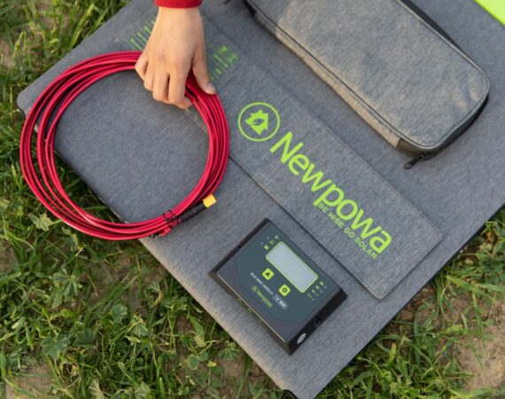 photo 1676337168305 b3785d694107