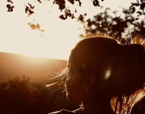 太陽能發電產業的供應鏈風險評估與管理 1 photo 1571187657561 aa9b8929cb24