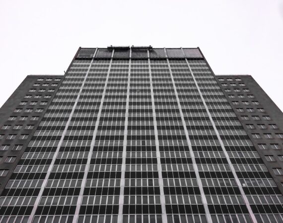 太陽能風險管理:降低投資風險的策略 6 photo 1578694568660 f136da11eaf3