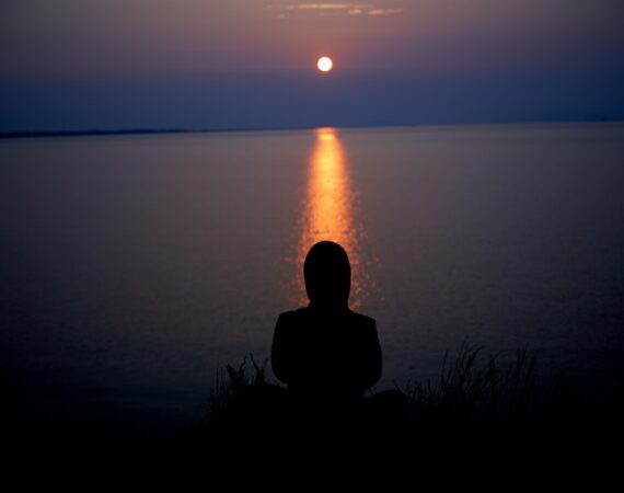 深入理解太陽能可再生能源法案:政策解析與未來展望 1 photo 1608812512299 94b1d6bbc0f7