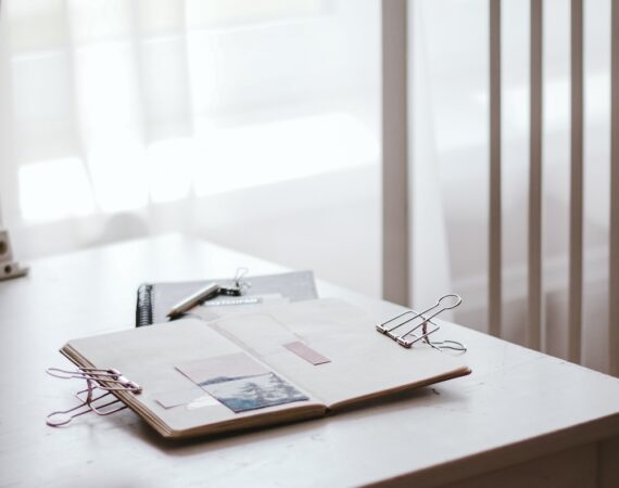 photo 1621168854573 35a99ec10cf6