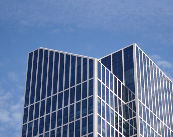 photo 1636142466028 8c6c7cd616b7