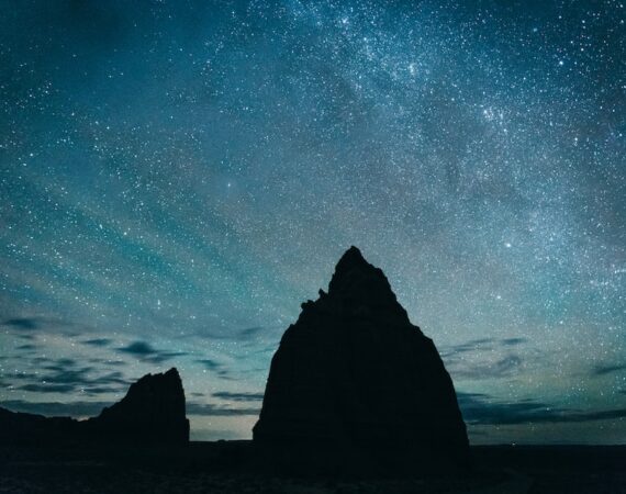 photo 1478502161016 a691575b097b