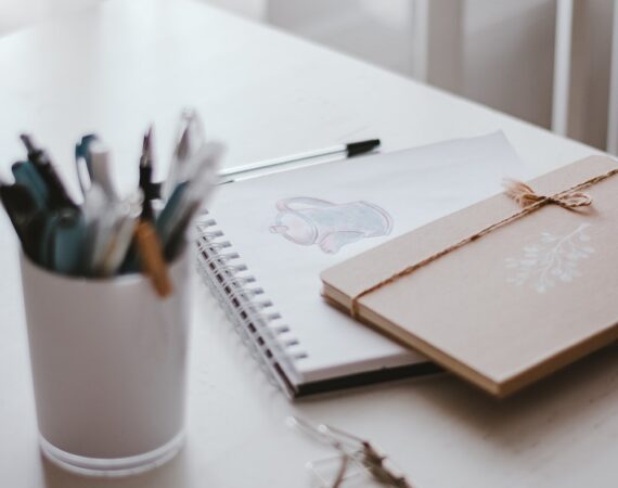 photo 1621168854560 2d5430f209b0