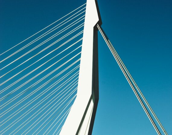 photo 1623062894374 0f88531b3202