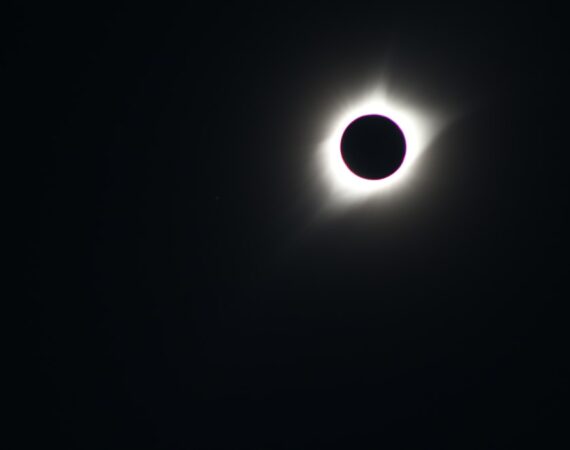 photo 1511398170181 99e571ad2590